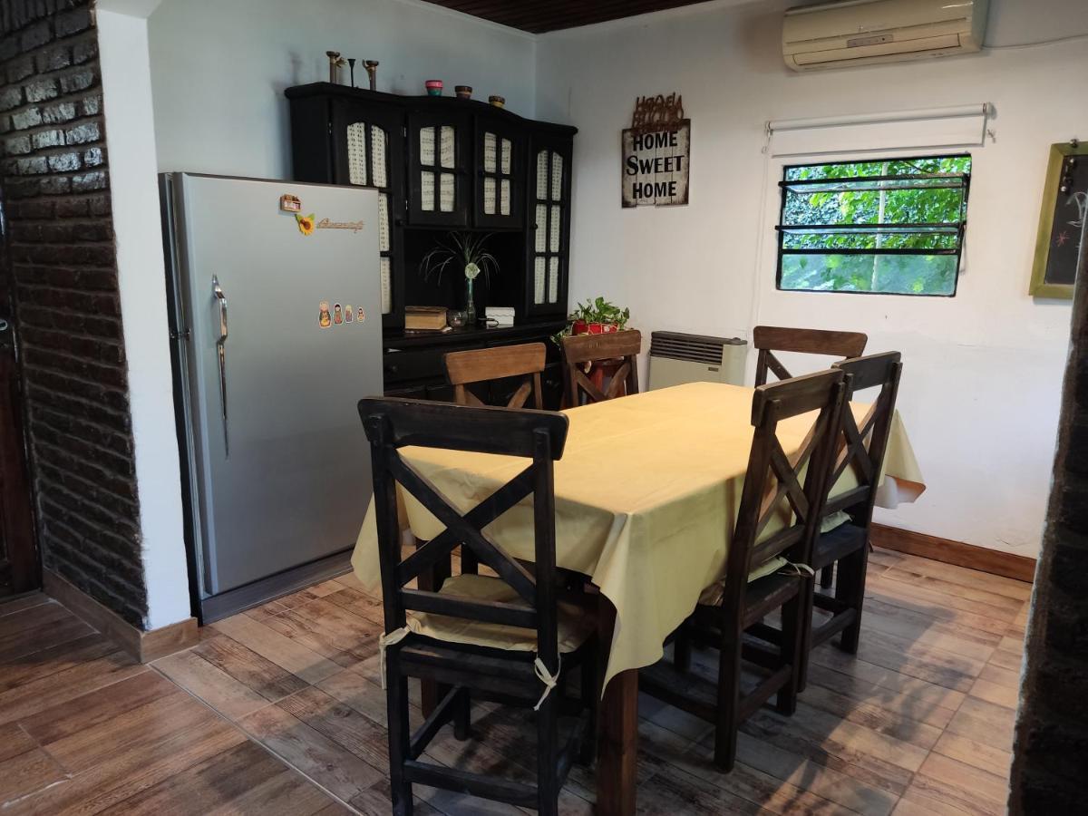 Casita Casa Con Parque, Estacionamiento Y Pileta En Tigre Villa Luaran gambar